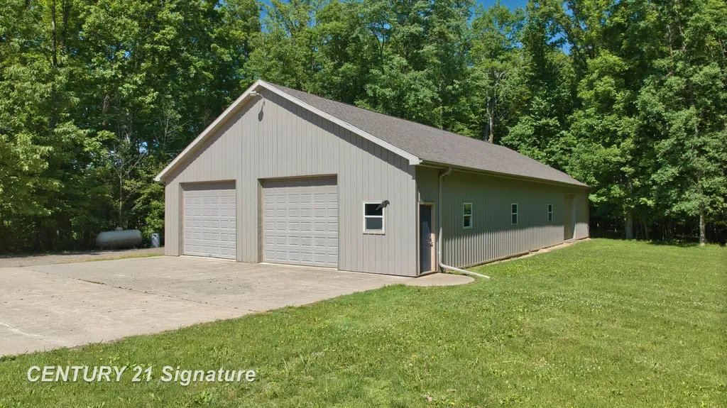7147 Gary Road Chesaning Township MI 48616