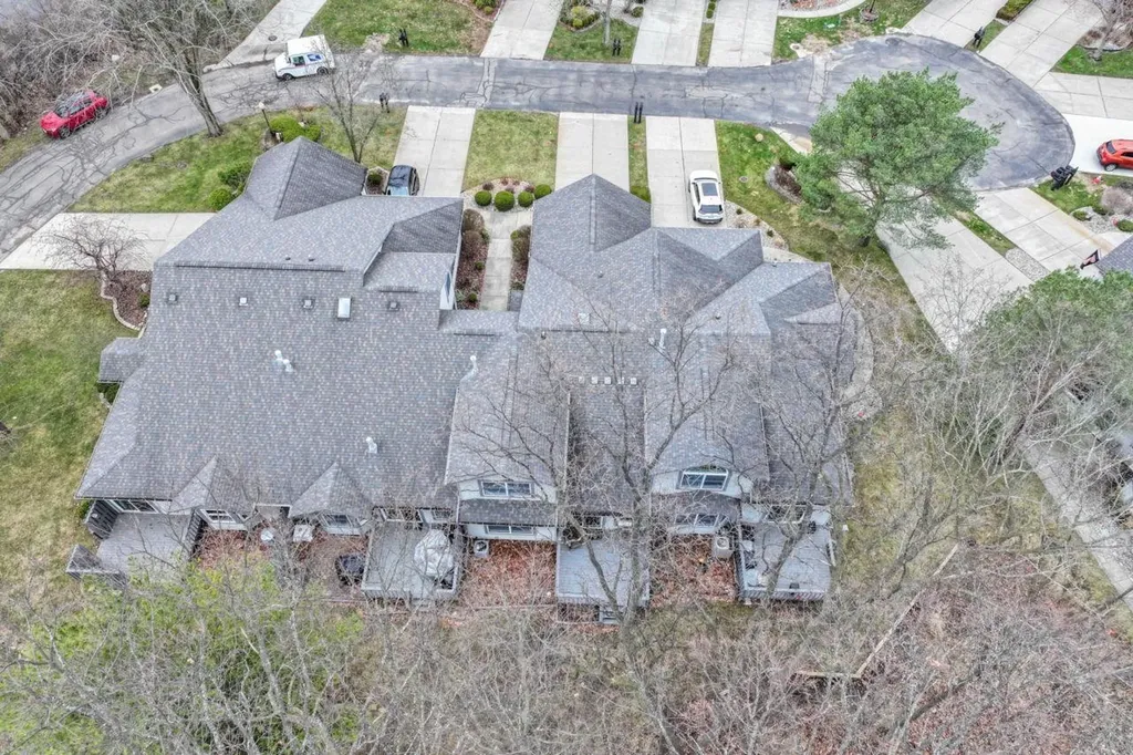 2338 Golden Pond Court Fenton Charter Township MI 48430