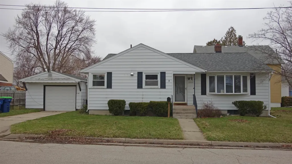 2009 16th Street Bay City City MI 48708