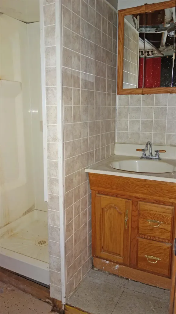 2009 16th Street Bay City City MI 48708