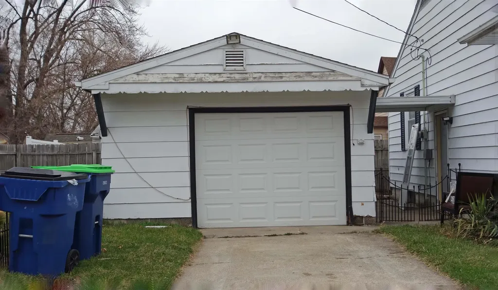 2009 16th Street Bay City City MI 48708