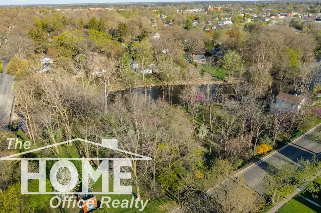 Vacant W Oliver Street Owosso City MI 48867