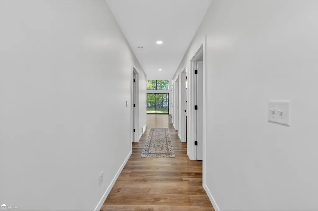 5881 Lake Crest Drive Oregon Township MI 48421