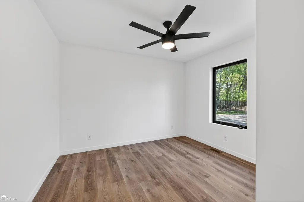 5881 Lake Crest Drive Oregon Township MI 48421