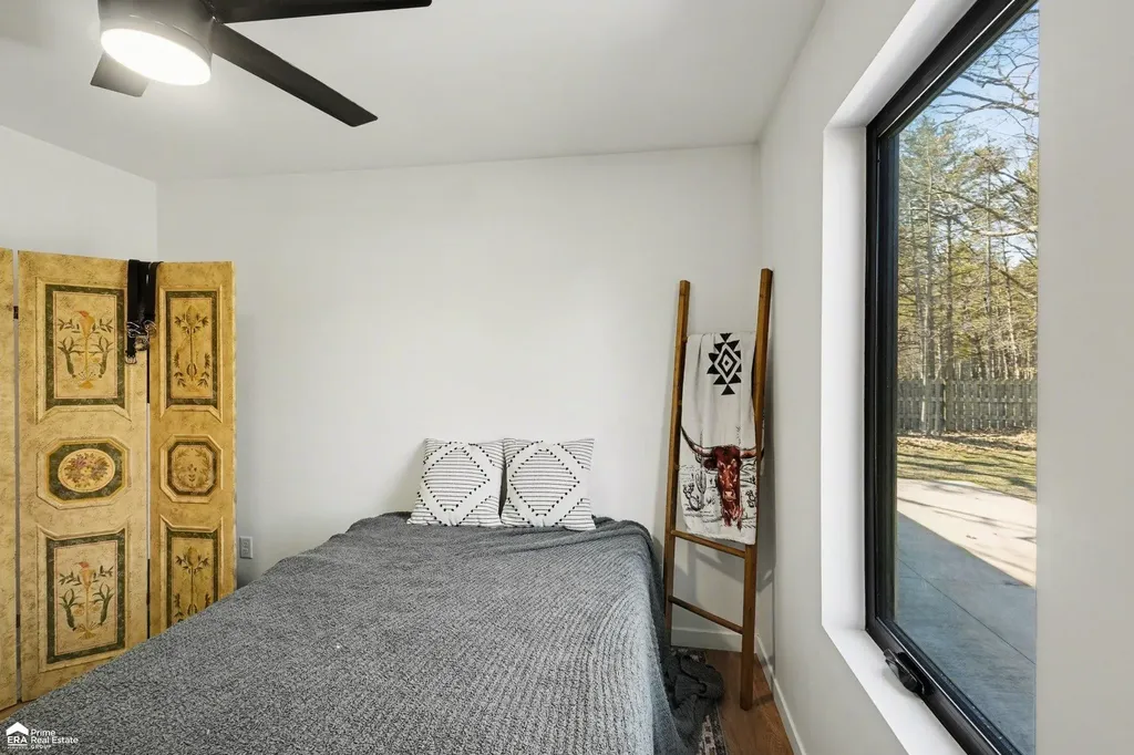 5881 Lake Crest Drive Oregon Township MI 48421