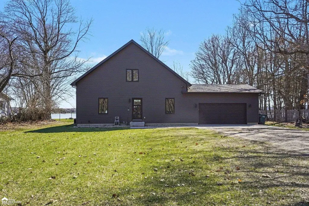 5881 Lake Crest Drive Oregon Township MI 48421