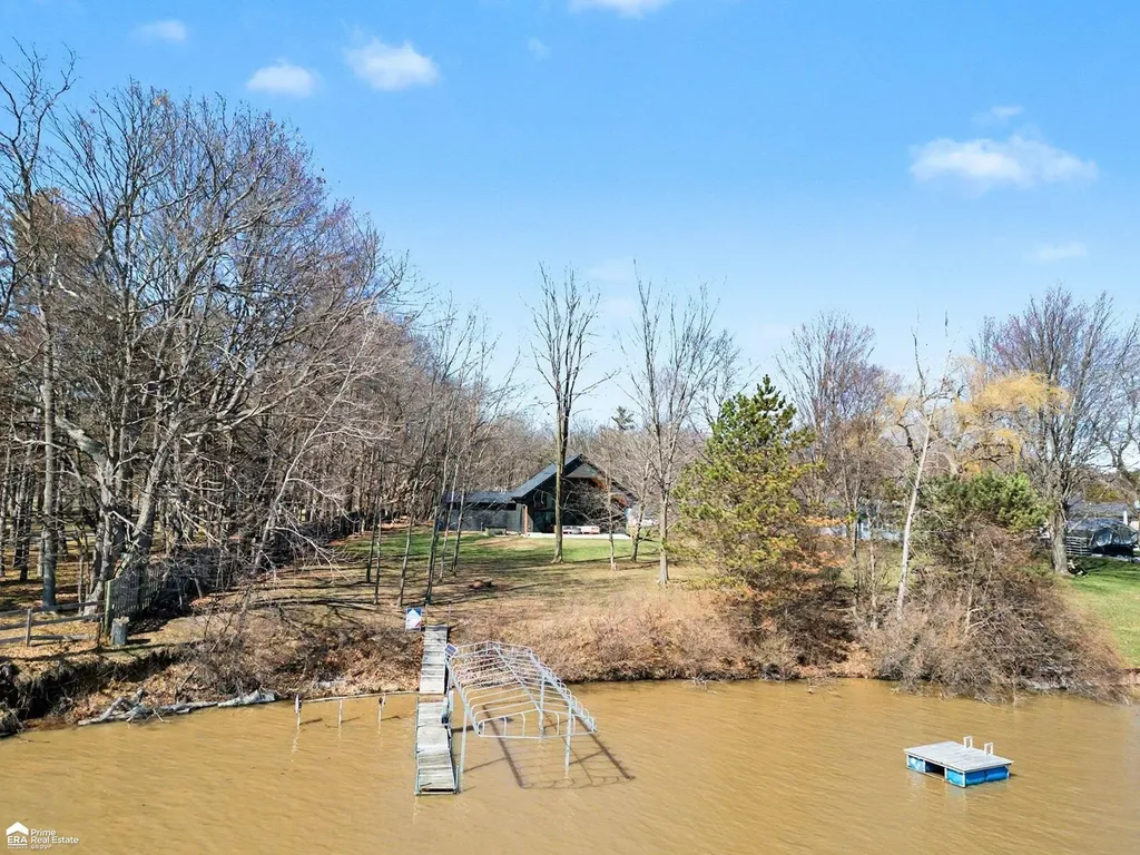 5881 Lake Crest Drive Oregon Township MI 48421