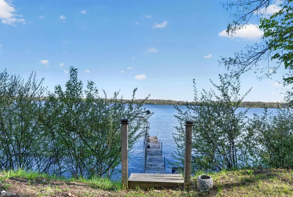 5881 Lake Crest Drive Oregon Township MI 48421