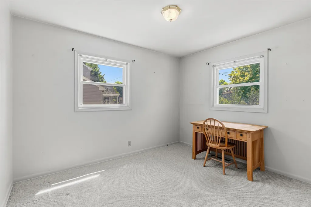 604 Somerset Drive Flushing City MI 48433
