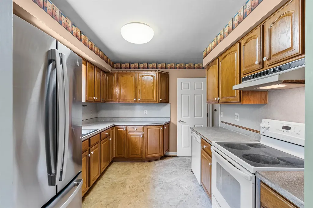 604 Somerset Drive Flushing City MI 48433