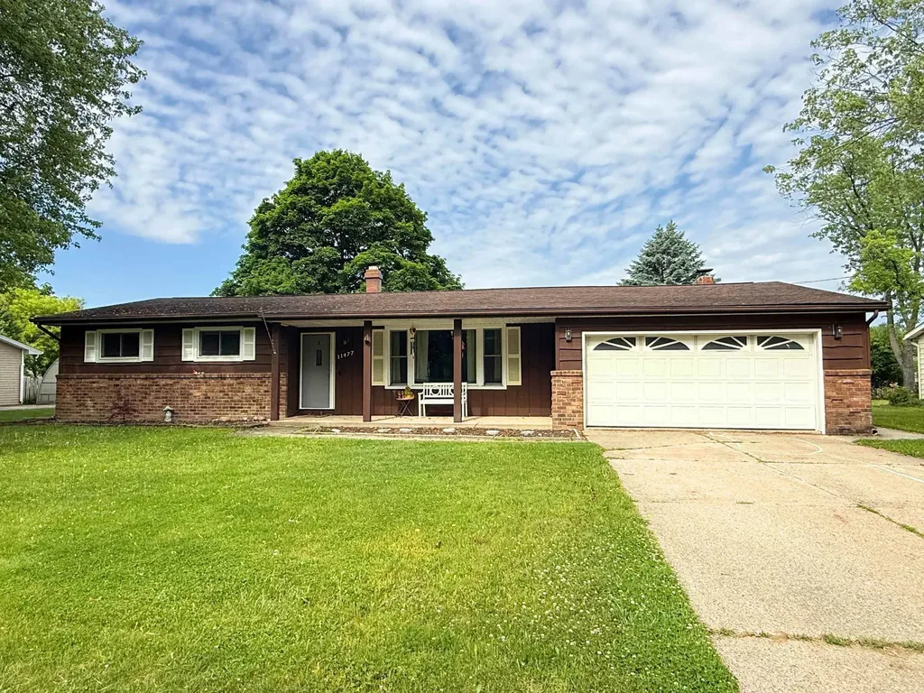 11477 Colonial Woods Drive Vienna Charter Township MI 48420