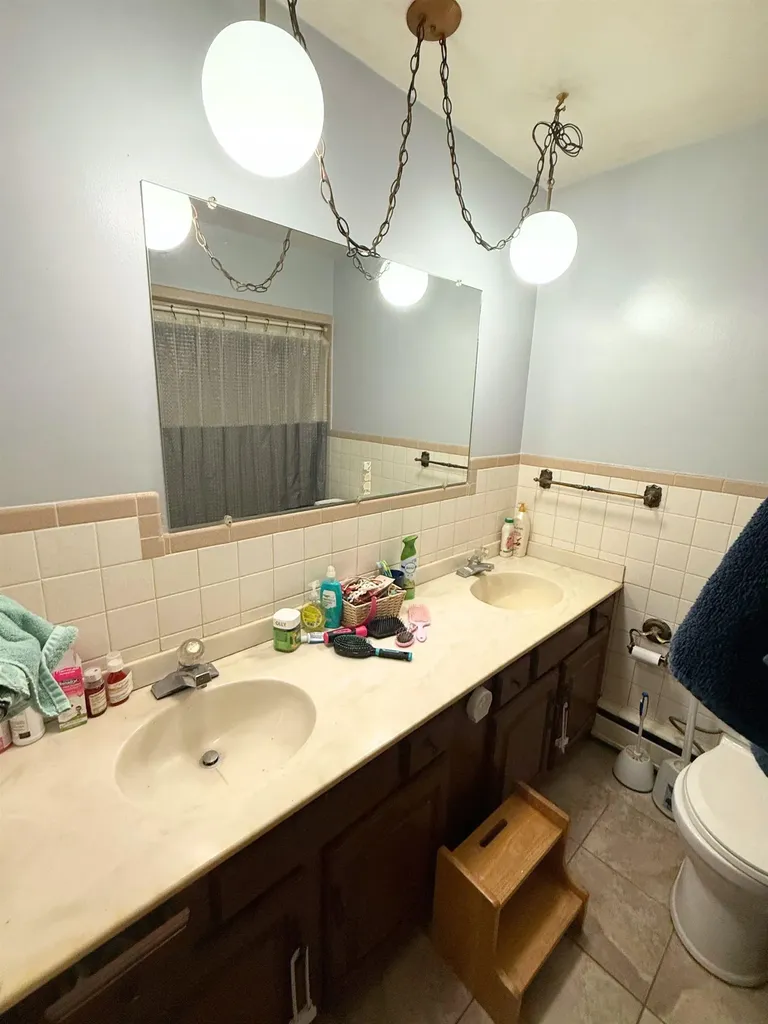 11477 Colonial Woods Drive Vienna Charter Township MI 48420