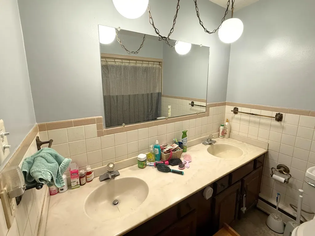 11477 Colonial Woods Drive Vienna Charter Township MI 48420