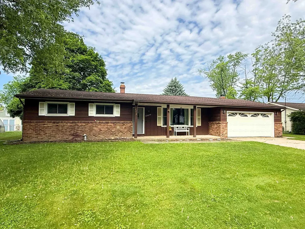 11477 Colonial Woods Drive Vienna Charter Township MI 48420