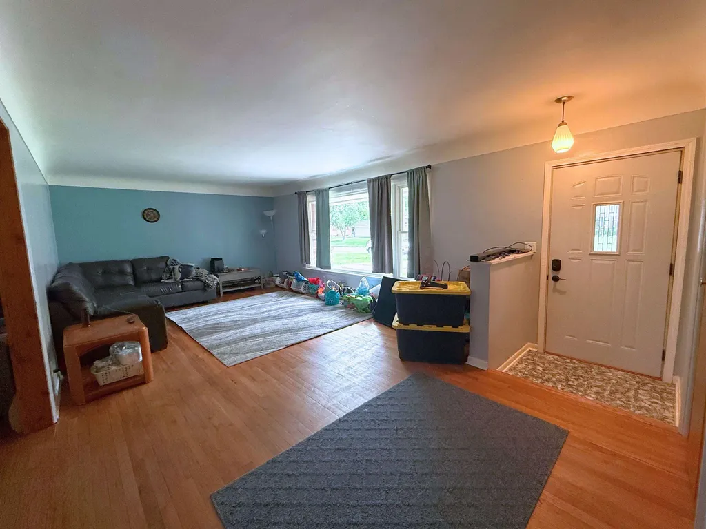 11477 Colonial Woods Drive Vienna Charter Township MI 48420