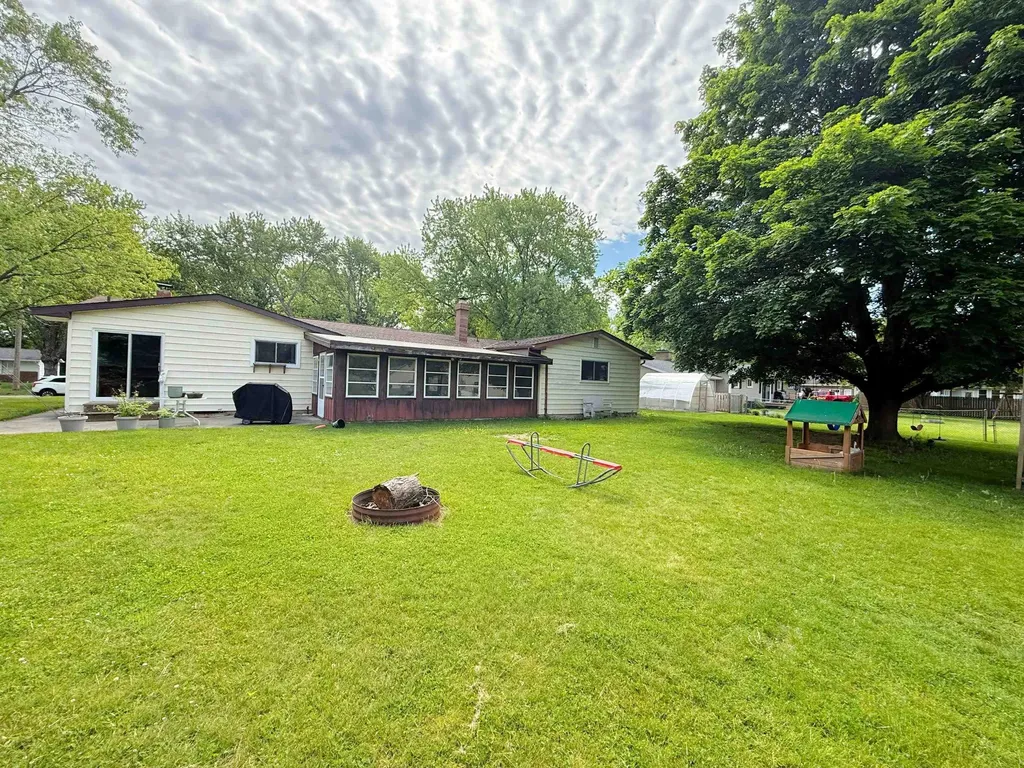 11477 Colonial Woods Drive Vienna Charter Township MI 48420