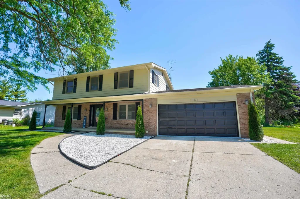 3183 Bridle Path Flint Charter Township MI 48507