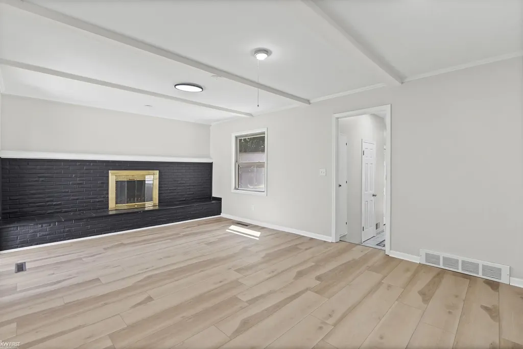 3183 Bridle Path Flint Charter Township MI 48507