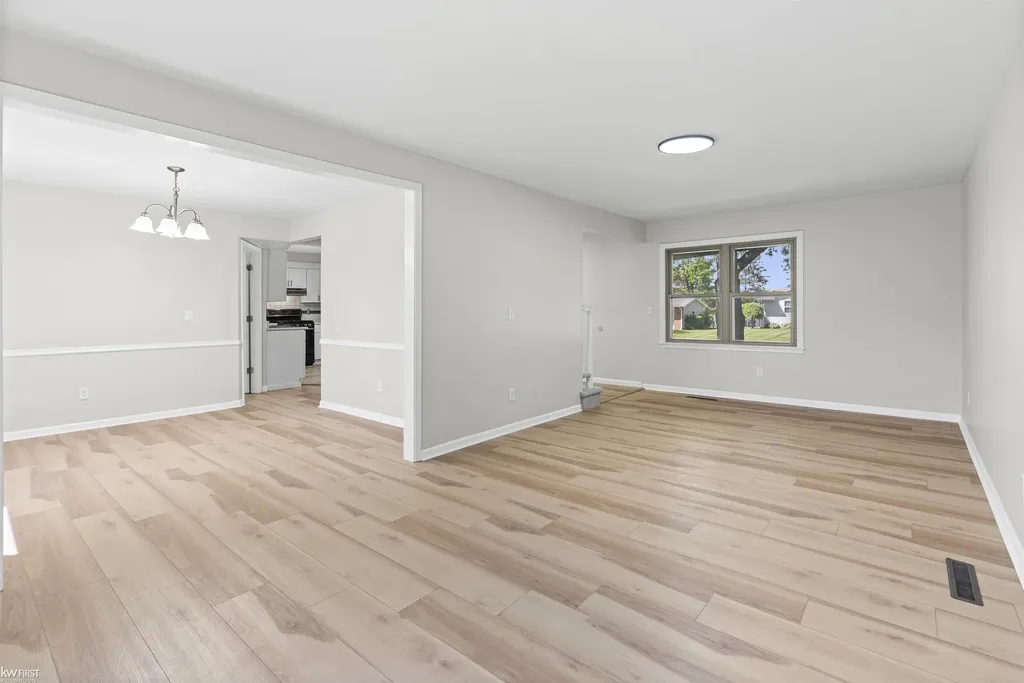 3183 Bridle Path Flint Charter Township MI 48507
