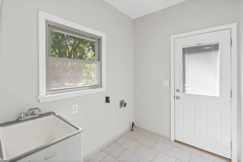 3183 Bridle Path Flint Charter Township MI 48507