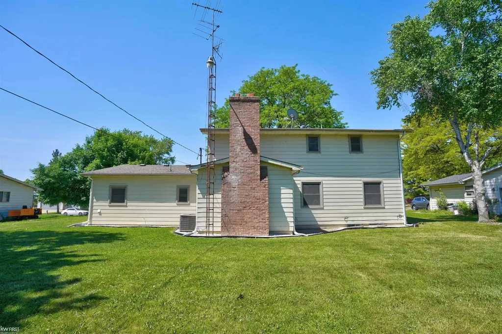 3183 Bridle Path Flint Charter Township MI 48507