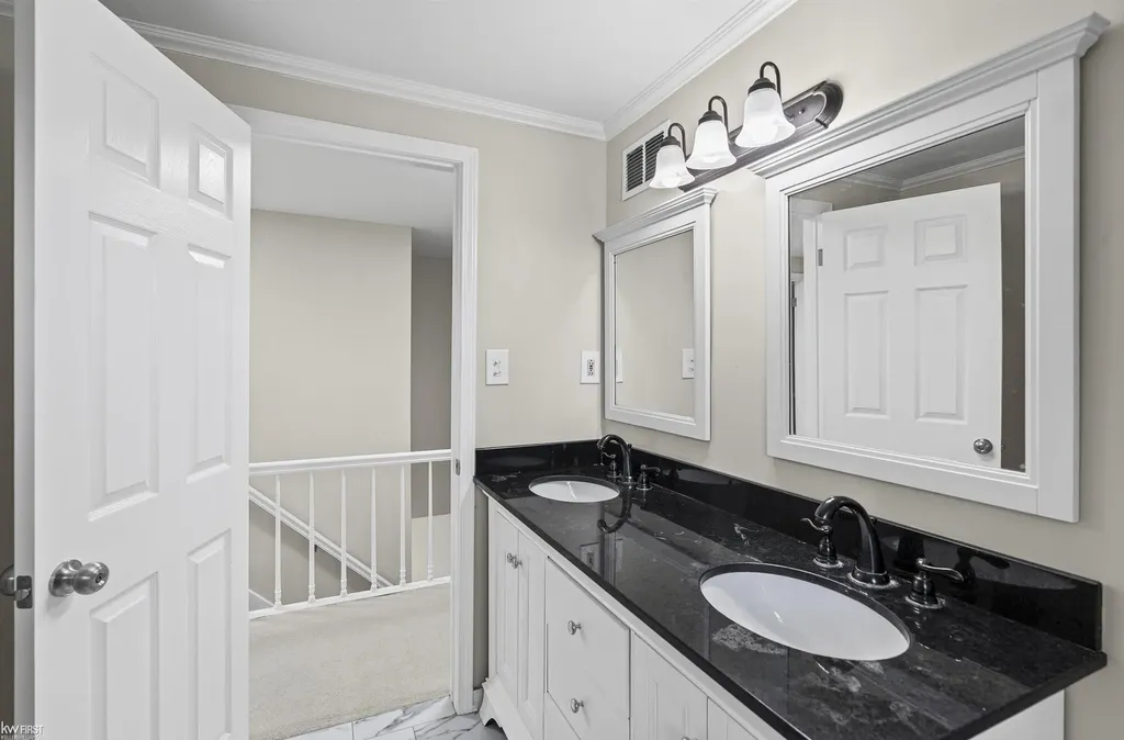 3183 Bridle Path Flint Charter Township MI 48507