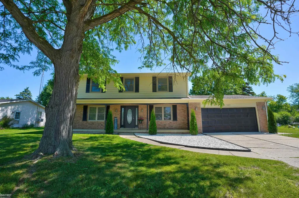 3183 Bridle Path Flint Charter Township MI 48507