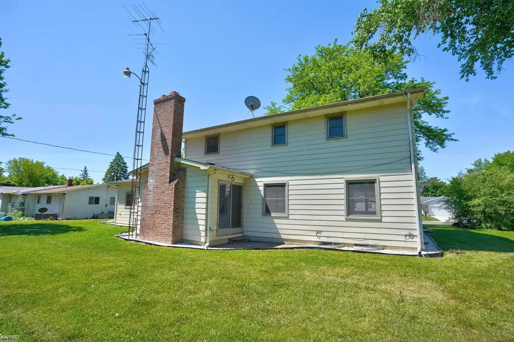 3183 Bridle Path Flint Charter Township MI 48507