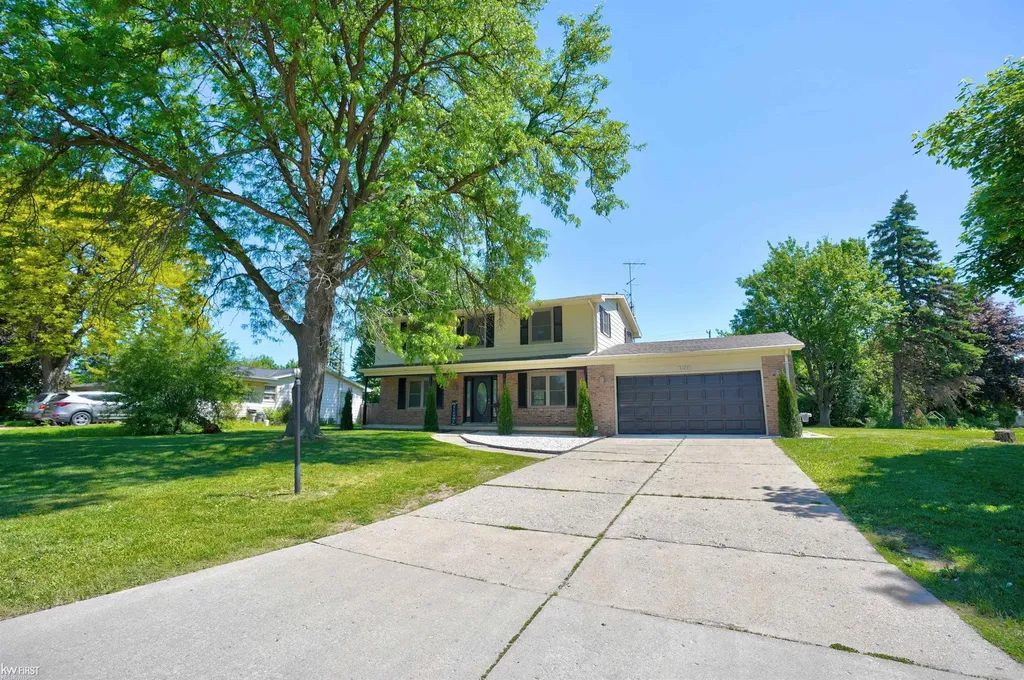 3183 Bridle Path Flint Charter Township MI 48507