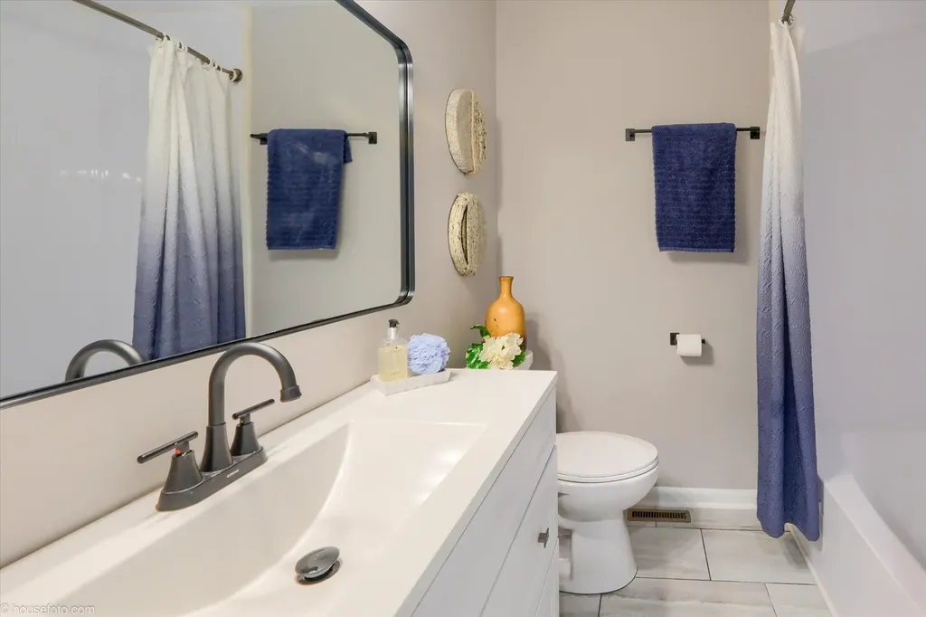 2049 Belle Meade Drive Davison Township MI 48423