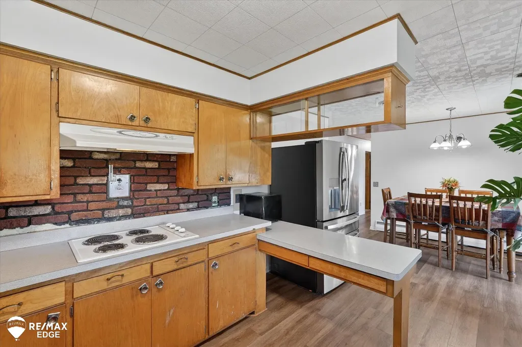 2809 S Outer Drive Buena Vista Charter Township MI 48601