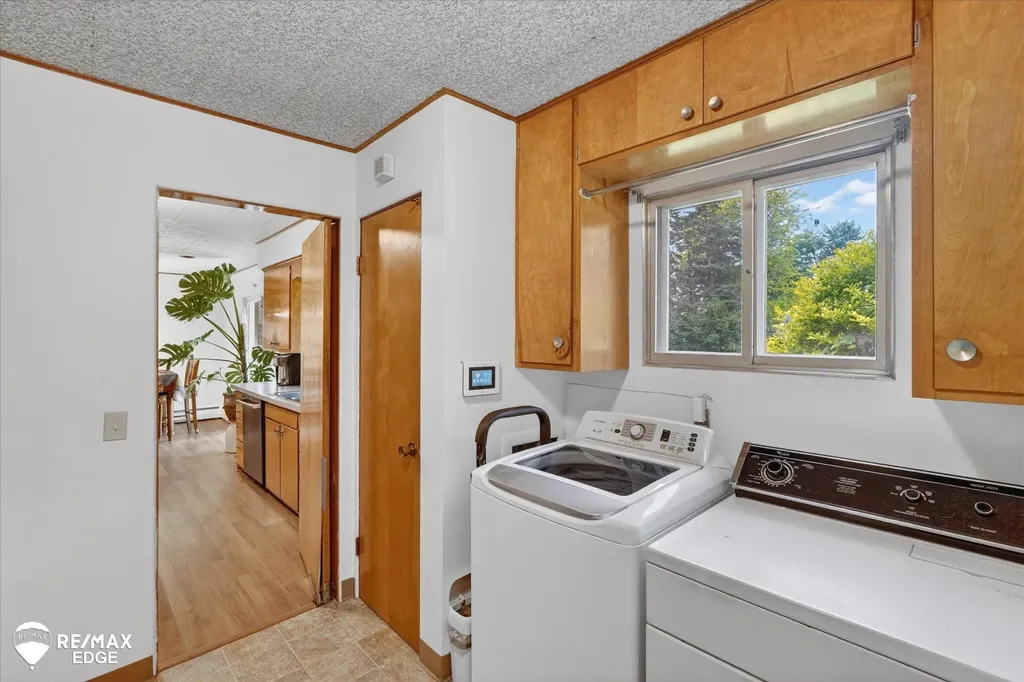 2809 S Outer Drive Buena Vista Charter Township MI 48601