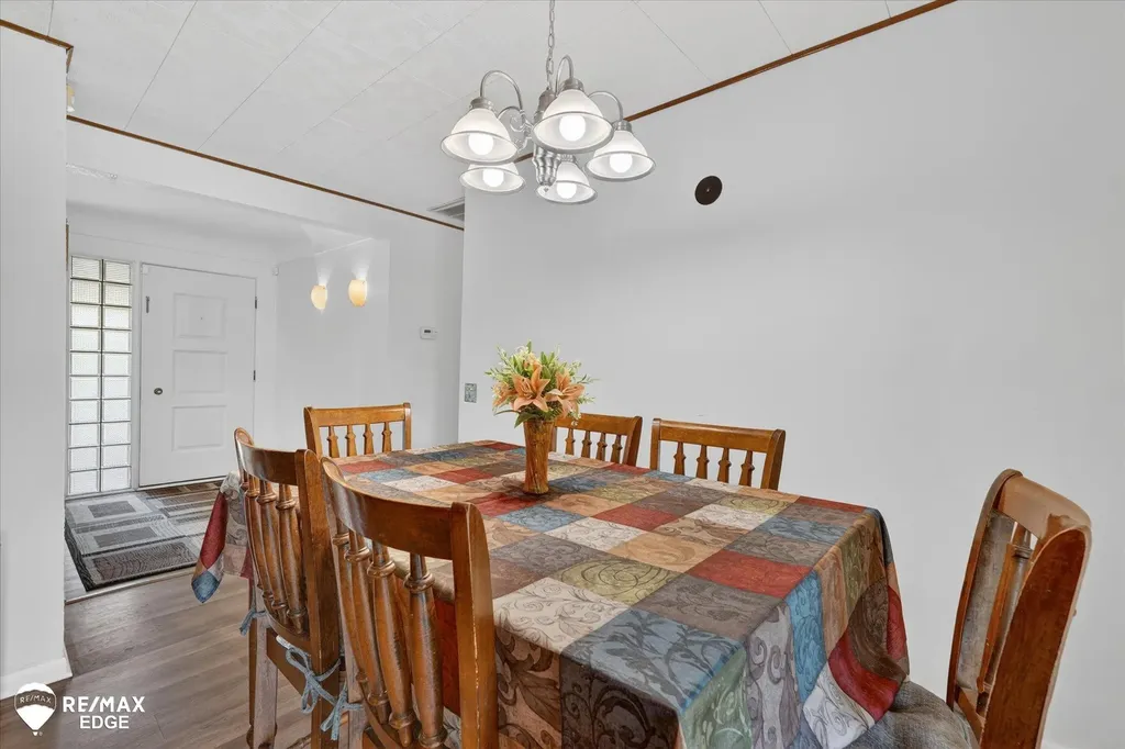 2809 S Outer Drive Buena Vista Charter Township MI 48601