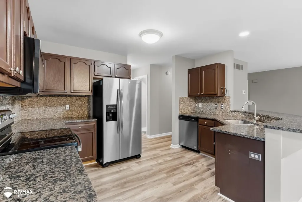 6428 Saline Drive Waterford Charter Township MI 48329