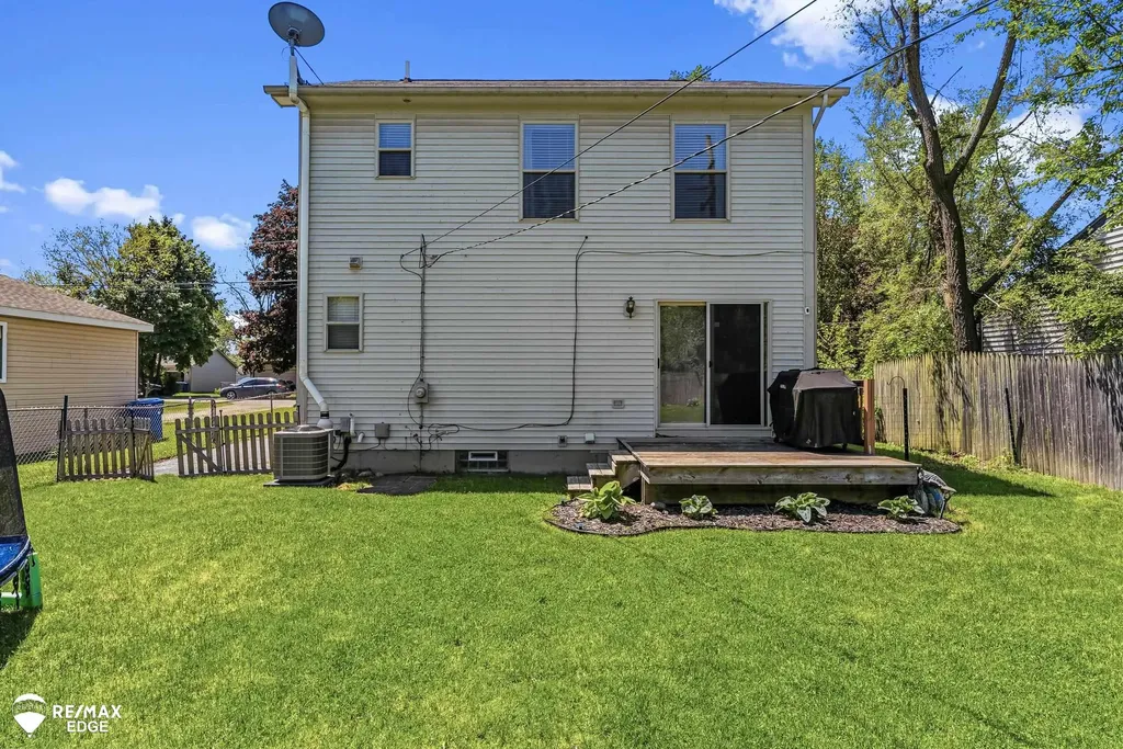 6428 Saline Drive Waterford Charter Township MI 48329