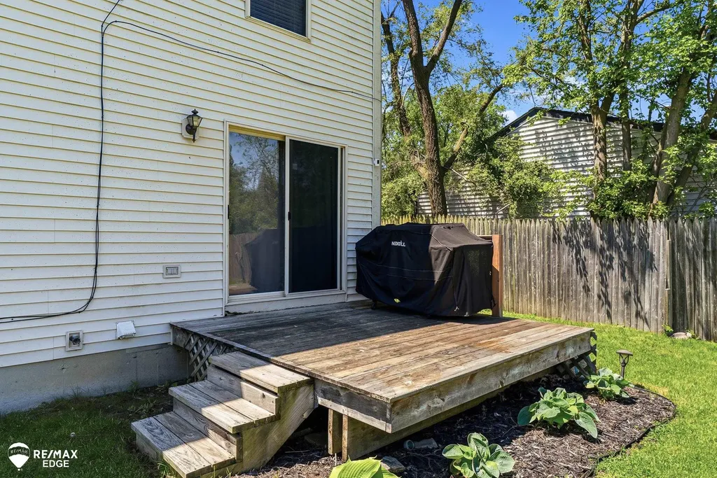 6428 Saline Drive Waterford Charter Township MI 48329