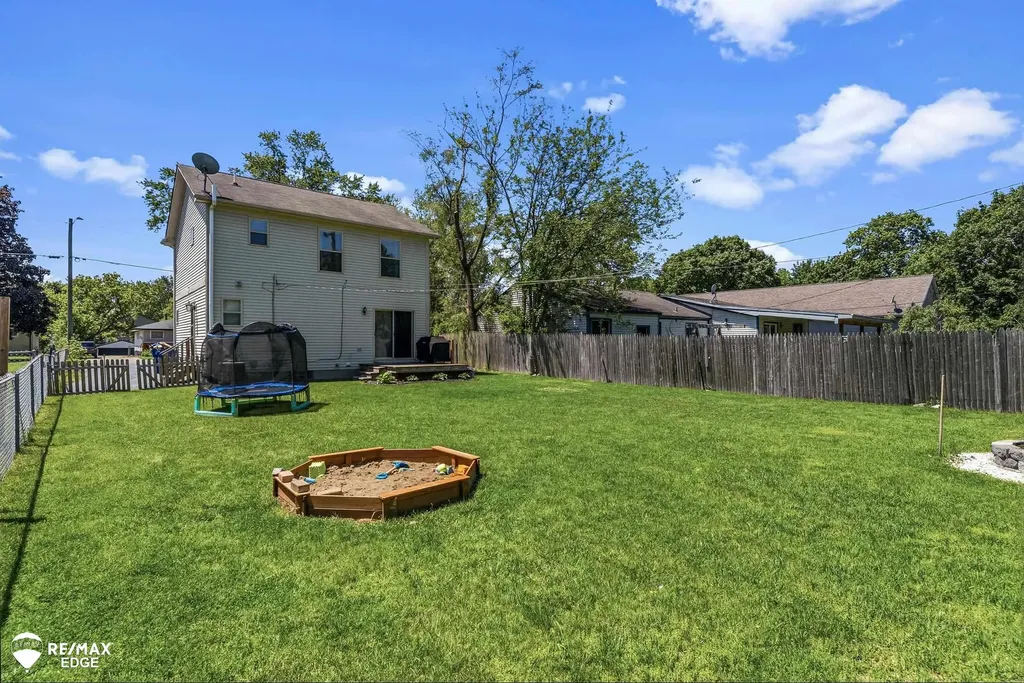 6428 Saline Drive Waterford Charter Township MI 48329