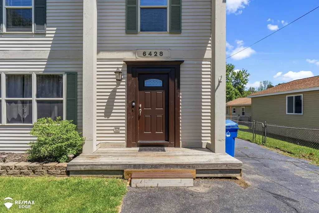 6428 Saline Drive Waterford Charter Township MI 48329
