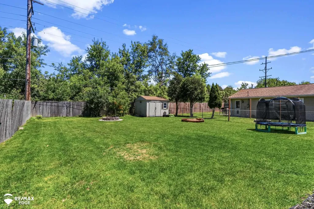 6428 Saline Drive Waterford Charter Township MI 48329