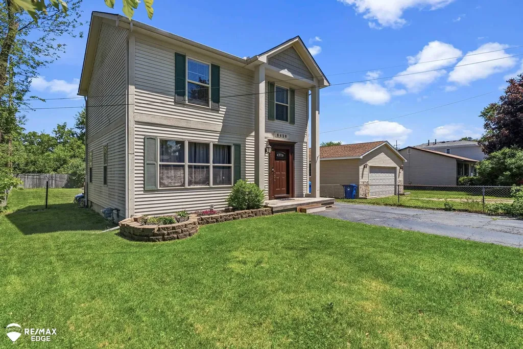 6428 Saline Drive Waterford Charter Township MI 48329