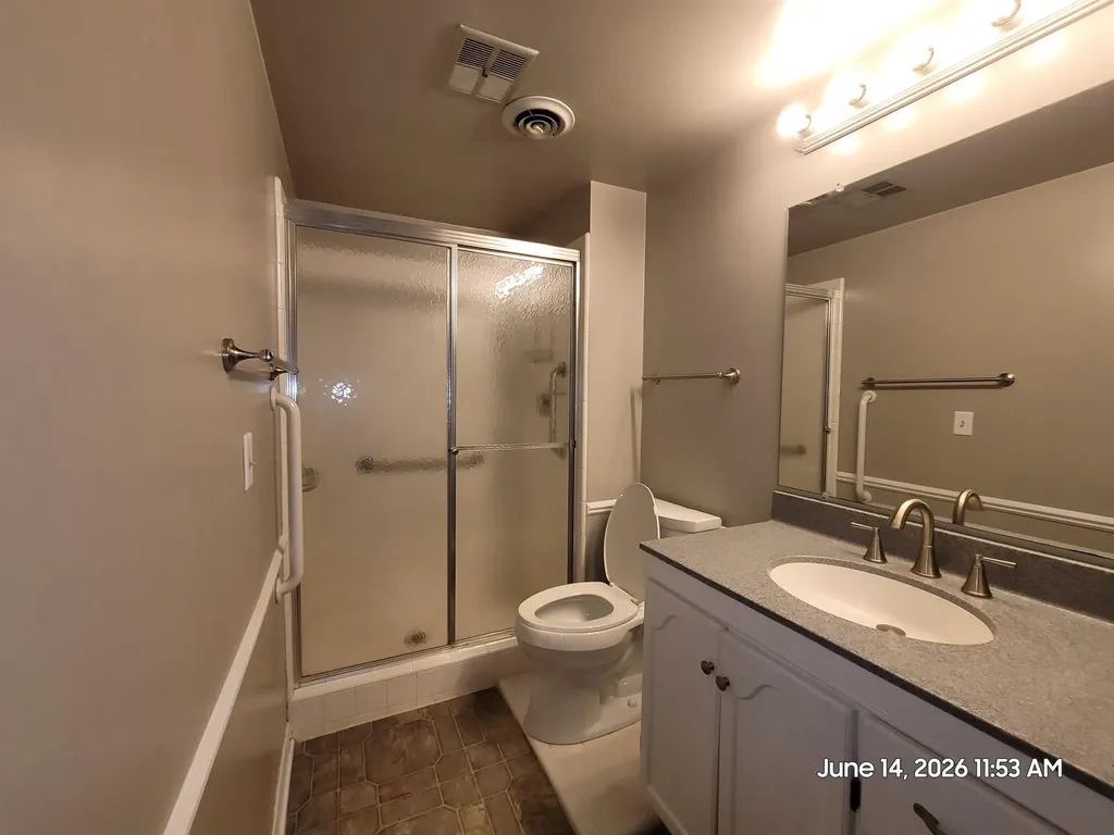 1048 Grenoble Lane Lansing City MI 48917