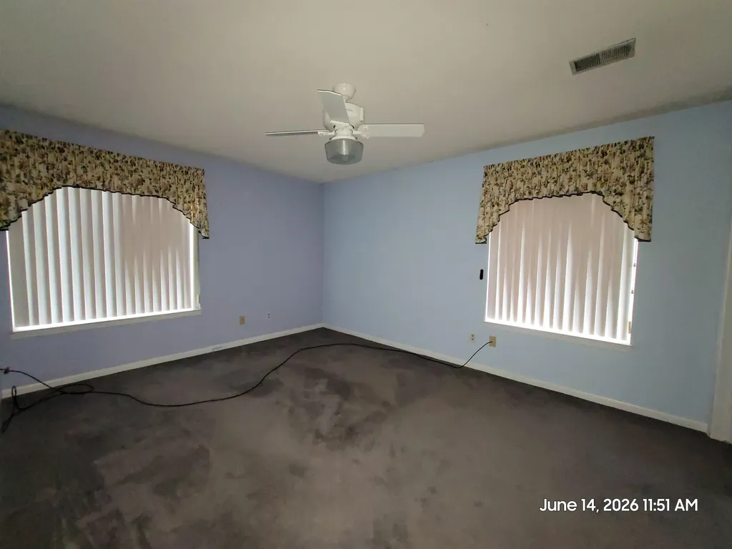 1048 Grenoble Lane Lansing City MI 48917
