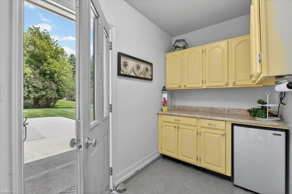 1012 Wood Court Owosso City MI 48867