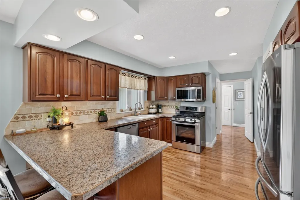 1012 Wood Court Owosso City MI 48867