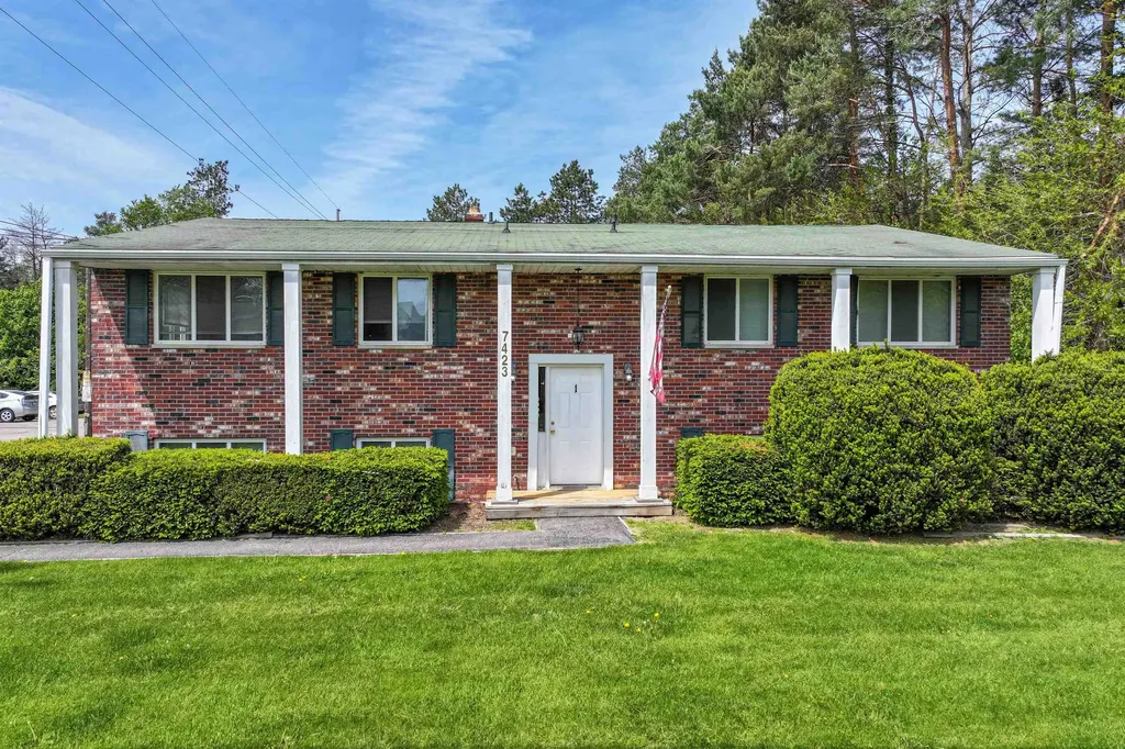 7423 Roger Thomas #4 Drive Genesee Charter Township MI 48458