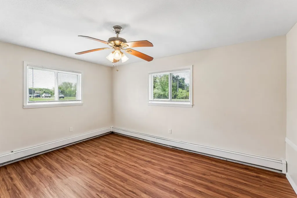 7423 Roger Thomas #4 Drive Genesee Charter Township MI 48458