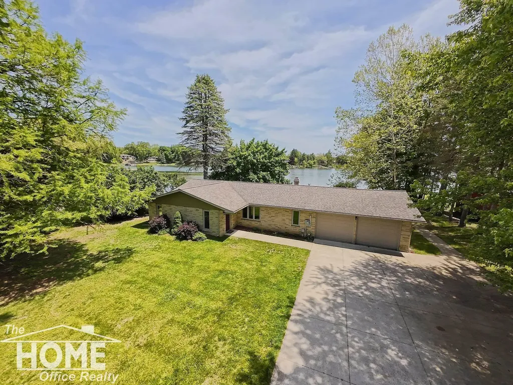 4879 Mohican Trail Bennington Township MI 48867