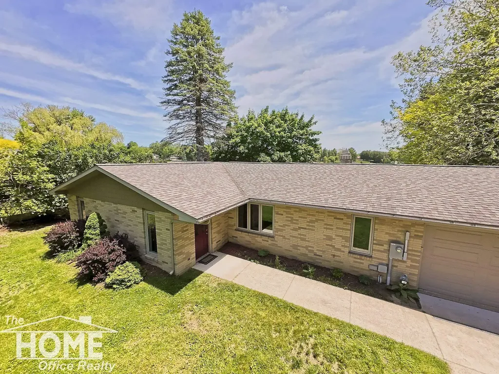 4879 Mohican Trail Bennington Township MI 48867