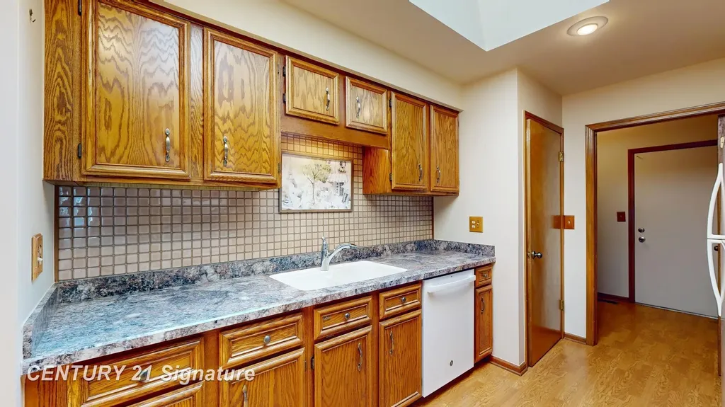 49327 Winchester Court Shelby Charter Township MI 48315