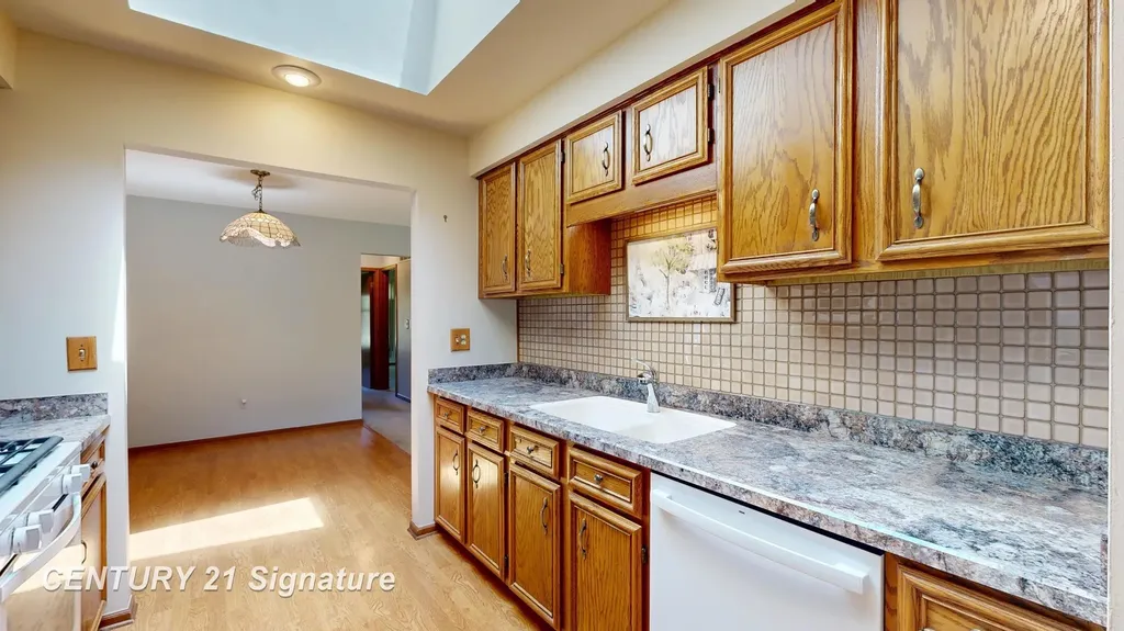 49327 Winchester Court Shelby Charter Township MI 48315